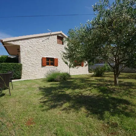 Holiday House Vanesa Сasa de vacaciones *